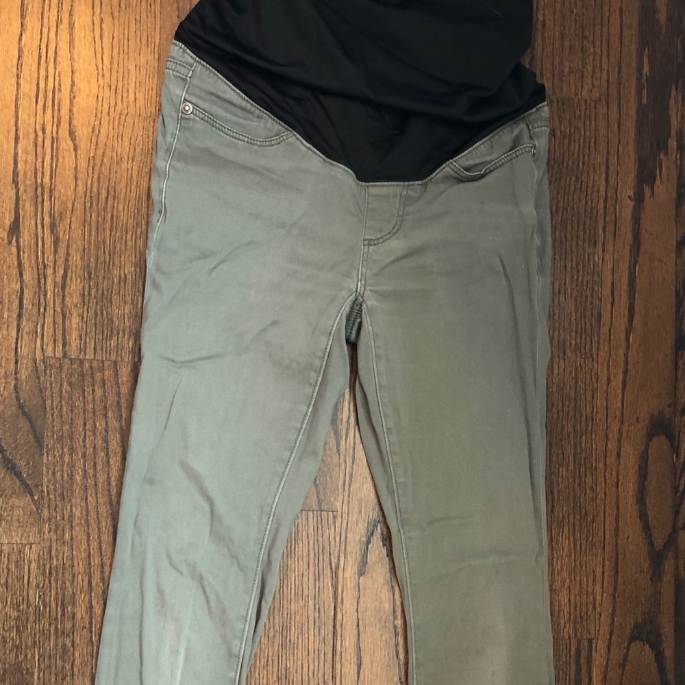Loft maternity skinny ankle size 2PM